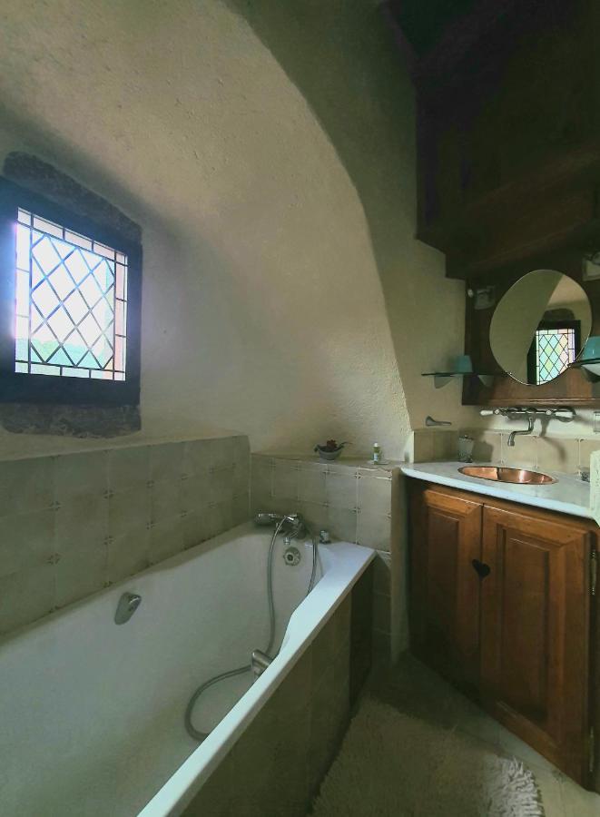 Chambre D'Hotes Au Chateau De Belcastel Belcastel  Exterior foto