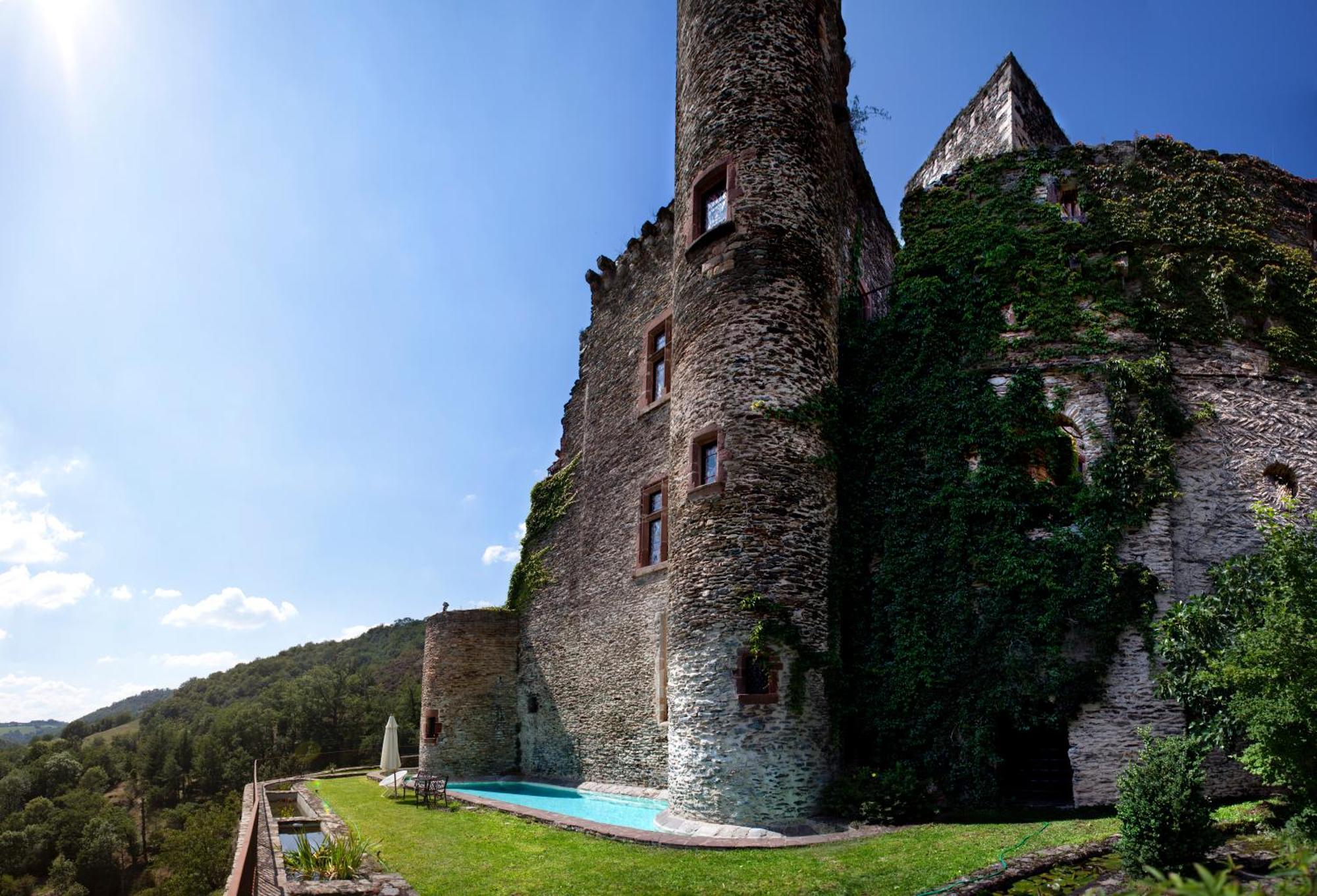 Chambre D'Hotes Au Chateau De Belcastel Belcastel  Exterior foto